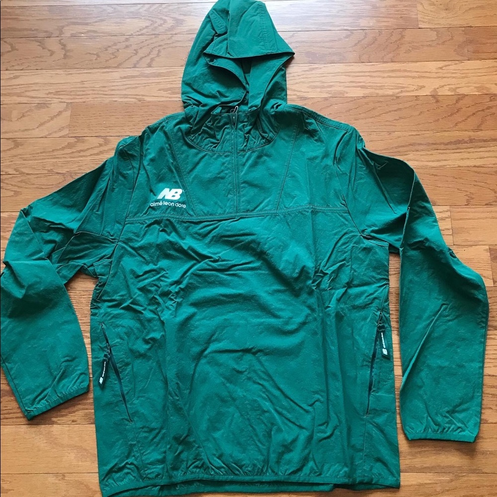 Amie Leon Dore - running hoodie